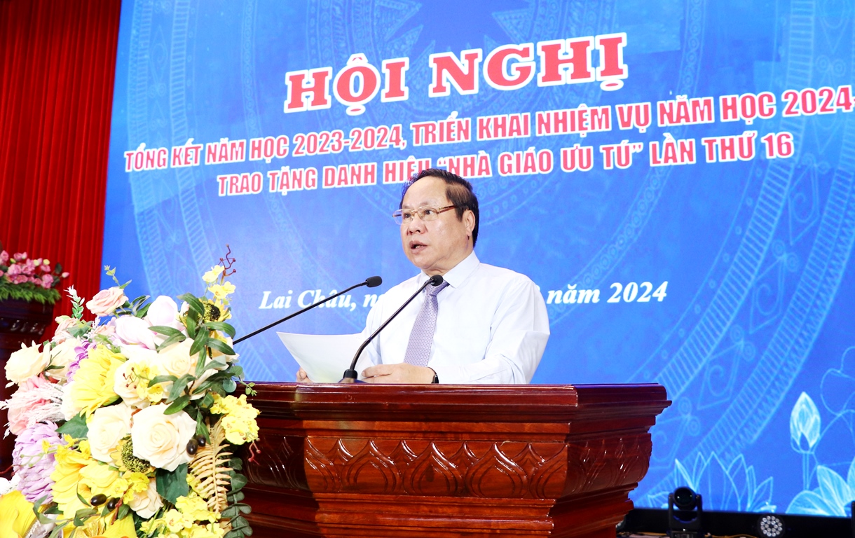 sếp Tống H